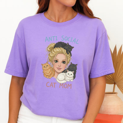 Anti Social Cat Mom T-Shirt, Cute Cat Lover Tee, Introvert Cat Mom Graphic Shirt, Funny Cat Lady Top, Gift for Cat Moms, Vintage Cat Tee