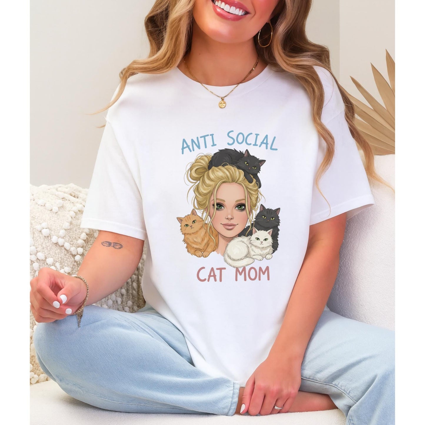 Anti Social Cat Mom T-Shirt, Cute Cat Lover Tee, Introvert Cat Mom Graphic Shirt, Funny Cat Lady Top, Gift for Cat Moms, Vintage Cat Tee