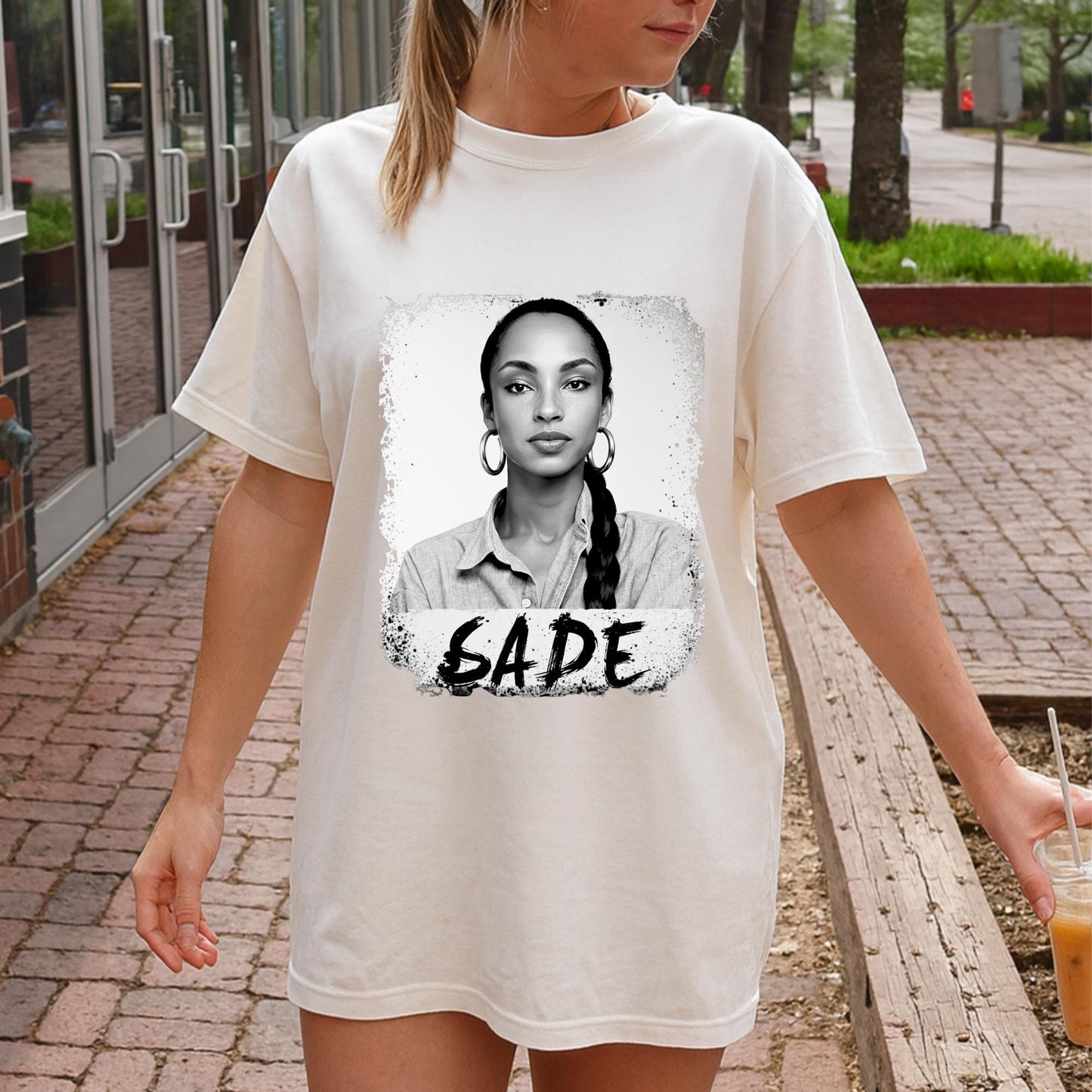 Sade Portrait Shirt, Sade Inspired Graphic Tee, Retro Soul Music T Shirt, Black White Aesthetic Tee, Unisex Statement Shirt