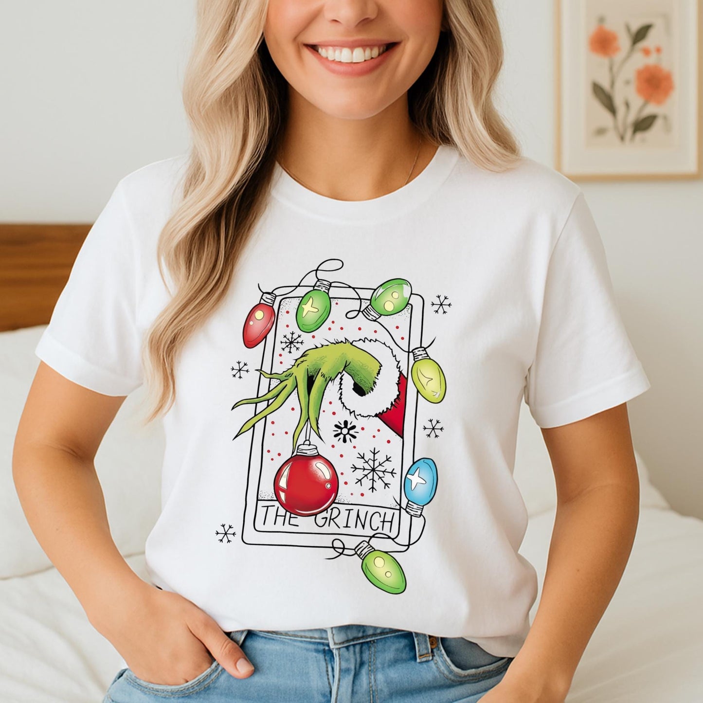 Funny Christmas Chief Parody T-Shirt, Green Mischief Hand Holiday Tee, Chief Xmas Lights Graphic Shirt, Cute Festive Cartoon Top
