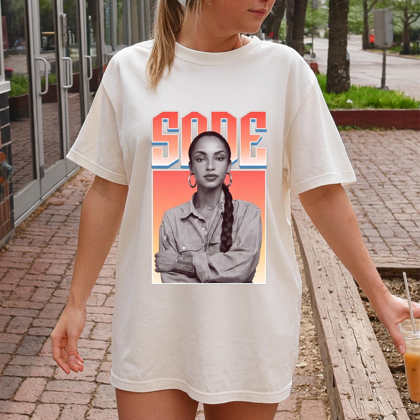 Sade Graphic Shirt, Sade Portrait T Shirt, Retro Soul Music Tee, Vintage Style Sade Shirt, Unisex Statement Graphic Tee